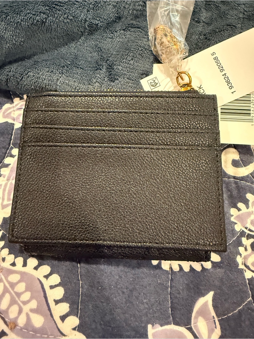 NWT Betsey Johnson Black Quilted Card Wallet with Floral Skull Trim - Picture 3 of 5